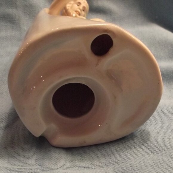 Porcelain Lamp Cover With Baby Jesus, Mary & Joseph - Picture 8 of 8